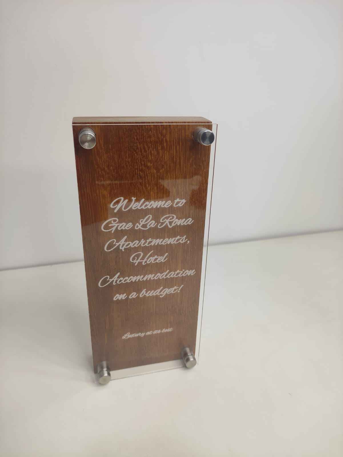 Customized Wooden and Acrylic Memento for Office